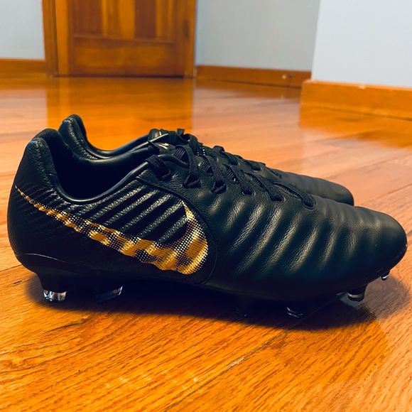 NIKE TIEMPO LEGEND 7 VII CLEATS SIZE 6 - Picture 3 of 12